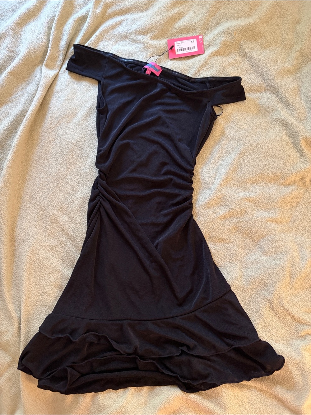 Off-Shoulder Black Ruched Edikted Dress